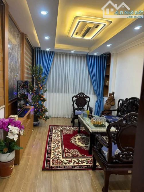 BÁN NHÀ PHỐ KIM NGƯU – 5 TẦNG LÔ GÓC – NGÕ THÔNG – SỔ VUÔNG NỞ HẬU – GIÁ CHỈ 7,75 TỶ  Căn