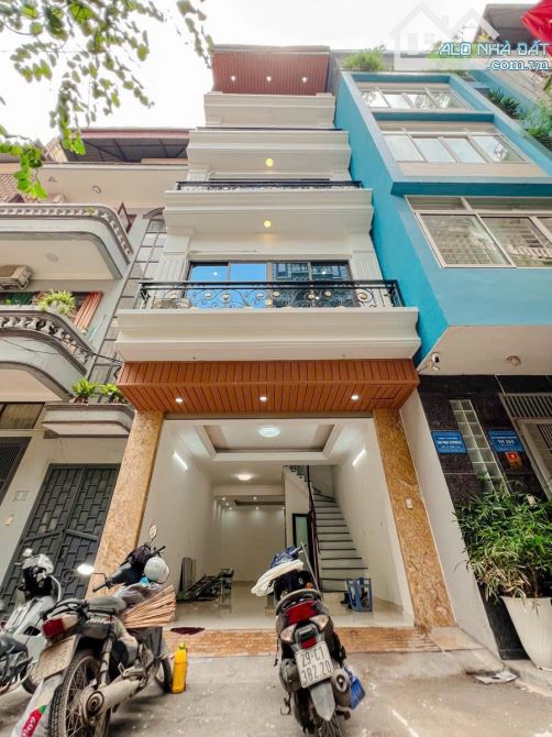 Bán Nhà Hoàng Văn Thái  Thanh Xuân 50m2 x 5T x MT 4,7m - 21,6Tỷ .