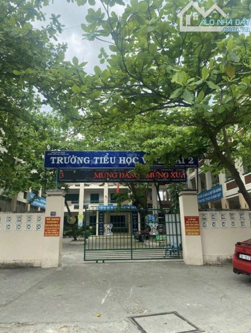 NHÀ 2 TẦNG HẺM 2/4 NGAY CẠNH TRƯỜNG TIỂU HỌC VĨNH HẢI GIÁ CHỈ 2.8 TỶ
