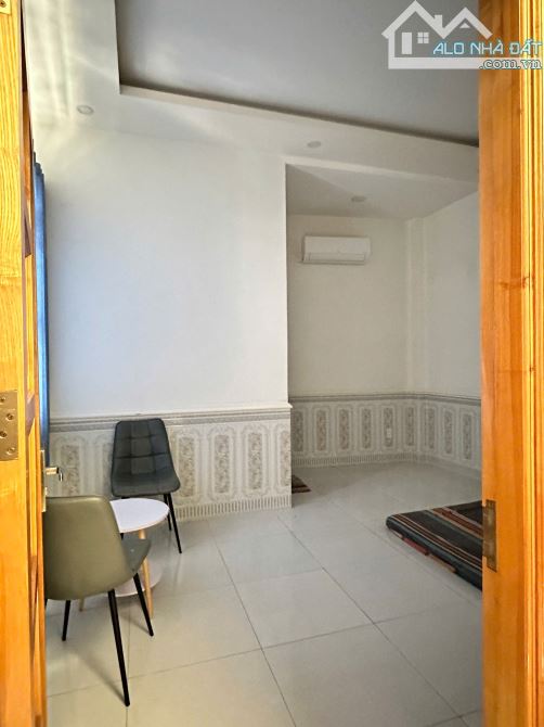 Cần bán gấp căn góc 2MT 1T1lửng3L đường Lâm Thị Hố, DT: 5x13m. Giá 7.5 tỷ Thương lượng