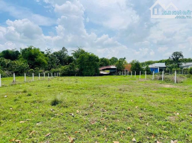 HÀNG HIẾM GIÁ TỐT - BÁN NGAY LÔ ĐẤT MT ĐƯỜNG 177M2 PHƯỚC THẠNH, SHR 640TR