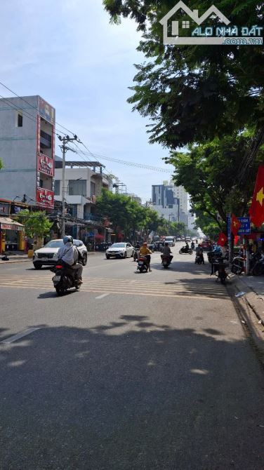 BÁN LÔ GÓC 2 MẶT TIỀN ĐƯỜNG 10m5 NGUYỄN VĂN THOẠI - SƠN TRÀ DT GẦN 100m2 NGANG 6 M GIÁ 25T