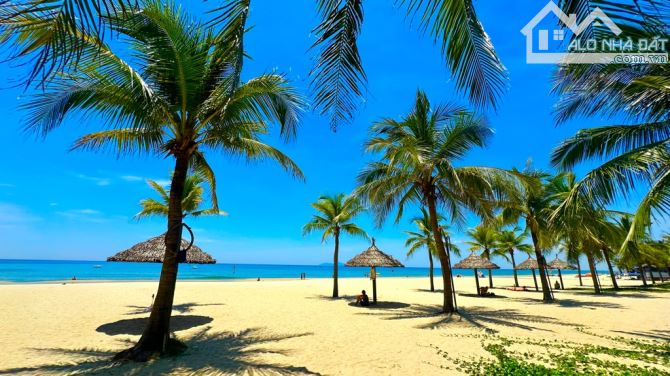 CẦN BÁN GẤP CĂN NHÀ LÔ GÓC 2 MẶT TIỀN ĐƯỜNG HỒ XUÂN HƯƠNG