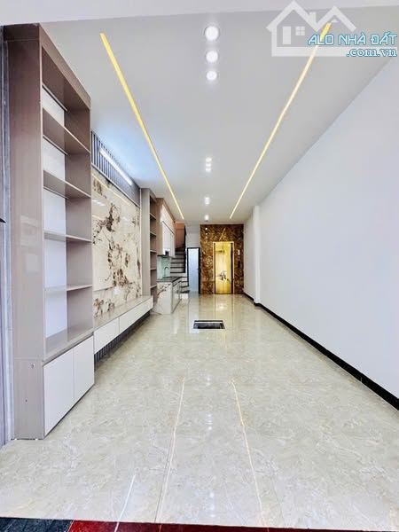 🏠NHÀ MỸ ĐÌNH KCBT THANG MÁY 7,45tỷ