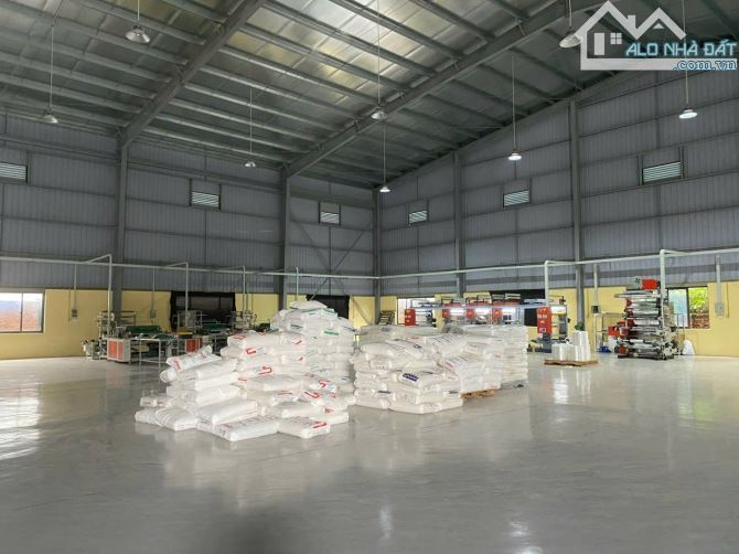 ***Cho thuê kho xưởng 1500m2 trong kCN Phú Nghĩa, chương Mỹ.