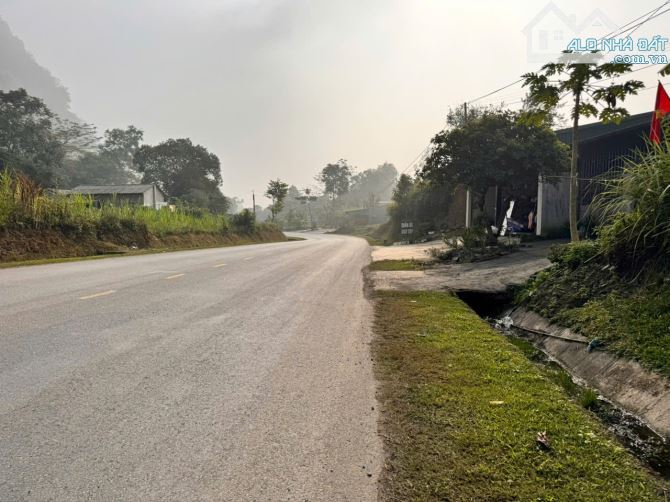 Cần bán lô đất có dt 305 có 175m tc mặt tiền 11,2m hậu 11,2m tại Tú Sơn, Kim Bôi, Hòa Bình