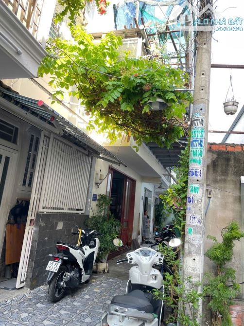 Bán nhà ngang khủng 5.2m, sát MT Nguyễn Ngọc Nhựt, 2 tầng, nhỉnh 4 tỷ