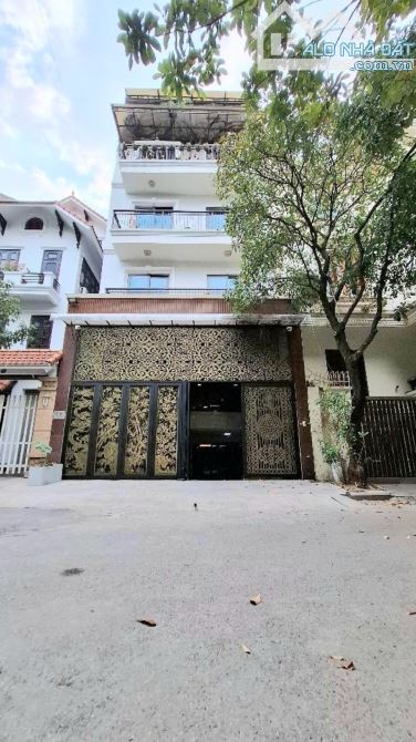 Bán nhà Liền kề Lưu Hữu Phước 7 tầng thang máy – 125m² – mặt tiền 7m – giá 39.9 tỷ