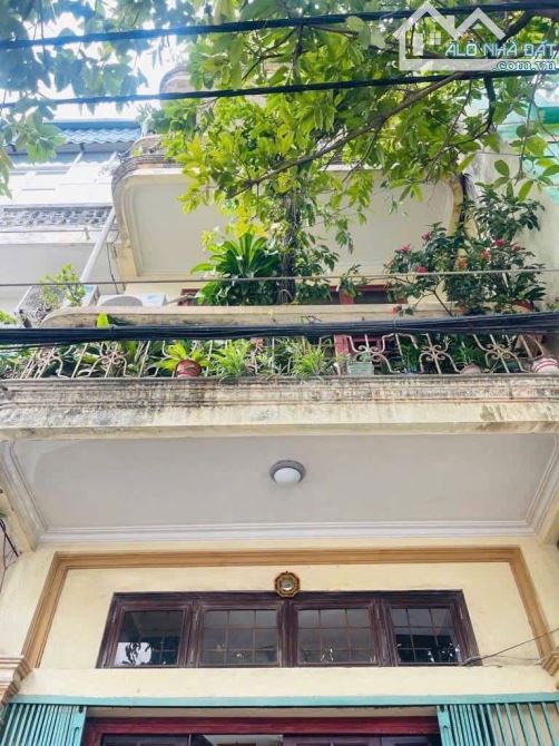 BÁN NHÀ Mặt Ngõ Phương Mai, Đống Đa, DT 42m, 4 Tầng, MT 4m, G.iá 19,2 tỷ