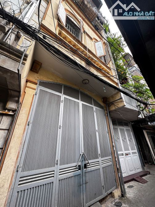 Bán nhà riêng tại Đường Giáp Bát, Phường Giáp Bát, Hoàng Mai, Hà Nội, 4,9 tỷ, 28m2