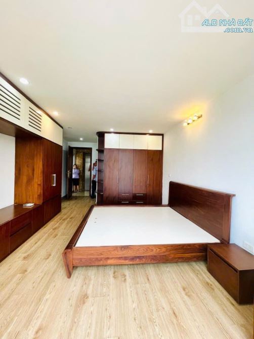 NHÀ MẶT PHỐ SÁT HỒ TÂY – LÔ GÓC 2 MẶT THOÁNG – 7 TẦNG THANG MÁY – KINH DOANH SIÊU ĐỈNH