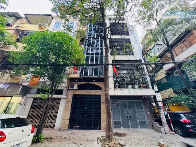 CỰC PHẨM 91 NGUYỄN CHÍ THANH - NGÃ TƯ HUỲNH THÚC KHÁNG - 17,6 TỶ