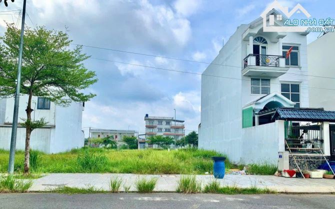 📢CẦN BÁN GẤP ĐẤT MẶT TIỀN LÊ DUẪN 100M² 18TỶ - VỊ TRÍ VÀNG GẦN TTTM CÁCH SB 4M