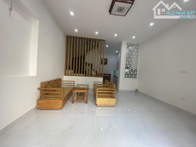 BÁN NHÀ NGÕ 6 VĨNH PHÚC - BA ĐÌNH - NGÕ THÔNG - NHÀ MỚI FULL ĐỒ - GIÁ 10 TỶ