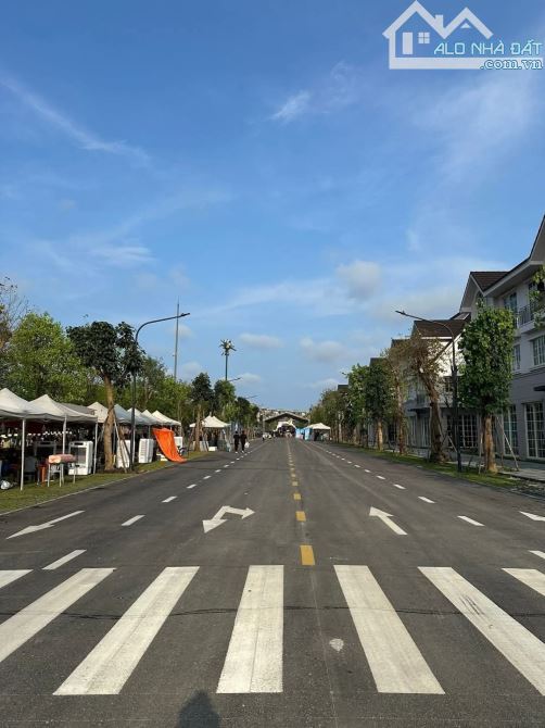 Sở hữu Biệt Thự Đảo Eco Central Park cực kì dễ dàng, sẵn sàng nhận nhà ngay