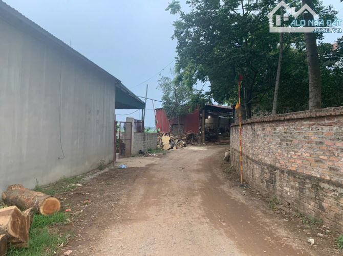 110m thủy xuân tiên cách quốc lộ 6 chỉ 400m đường 6m ô tô tránh giá chỉ 2,6tỷ