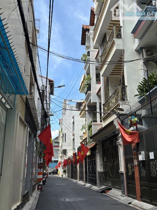 🏡 Nhà 5 Tầng 10PN – Khu Phố Hàn VIP Gần Sân Bay – Hẻm Ôtô – Nhỉnh 14 Tỷ –Thu Nhập Ổn định