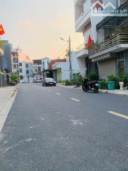 Hàng hiếm tại Đồng Dộc- Núi Đèo ngay mặt đường máng 100m giá 4,5x tỷ