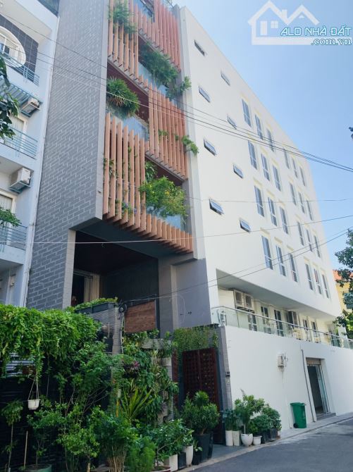 BÁN NHÀ NGAY CHỢ TÂN ĐỊNH, P.8. Q3.DT;5X20, 1TR2L, GIÁ:31,5 TỶ