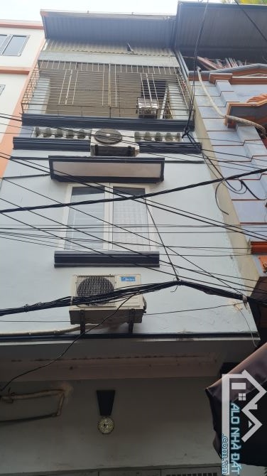 Bán nhà bà triệu 4 tầng dân xây 30m