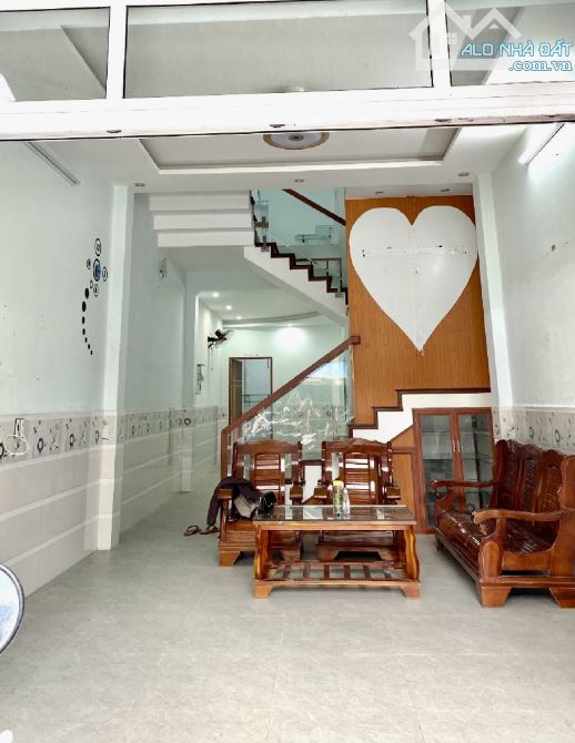 BÁN GẤP NHÀ 2.5 TẦNG - MẶT TIỀN ĐINH CÔNG TRÁNG, HẢI CHÂU, VEN SÔNG HÀN - CHỈ 5.55 TỶ