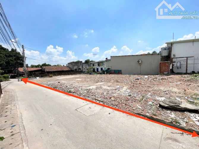 Bán gấp 2 nền đất mặt tiền đường Hưng Định 19 Thuận An Bình Dương