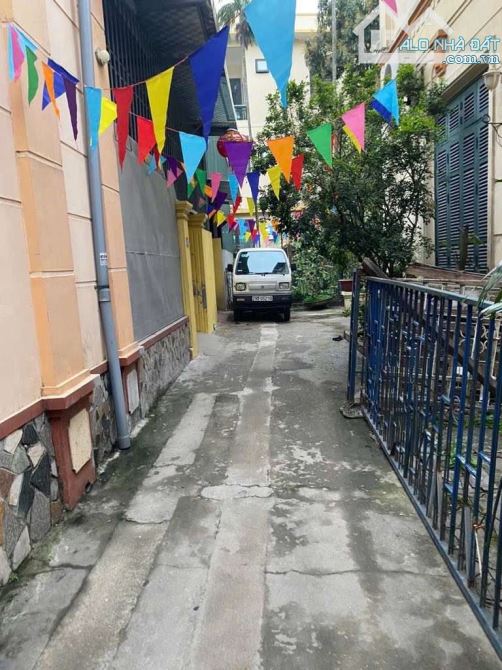Cần sang tên lô đất chính chủ 72m. Đc Miêu Nha, Tây Mỗ, Nam Từ Liêm.