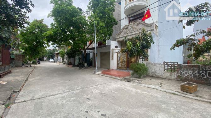 Chỉ 4,05 tỷ 90m2 đất phân lô siêu đẹp An Trang, An Đồng đường 6m