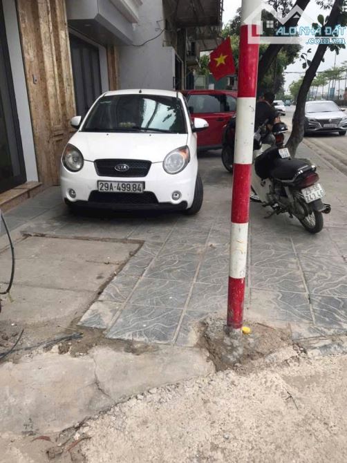 BÁN NHÀ Mặt phố Nguyễn văn Linh, Long Biên, Lô góc DT 44m, 5 Tầng, MT 5m  🧧G.iá 9 Tỷ