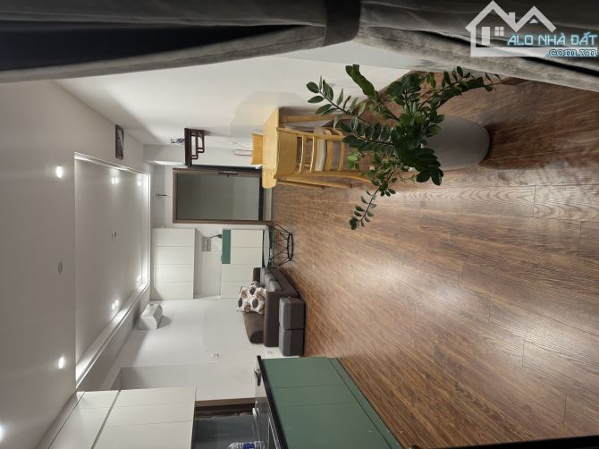 Cho thuê căn hộ chung cư Eco Lake View 32 Đại Từ 95m2 3pn 2wc đồ cơ bản 12tr/1 tháng