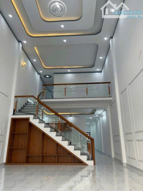 1 Căn nhà gác lửng Sổ Hồng Riêng 1 tỷ 550 triệu Tại Bình Lợi