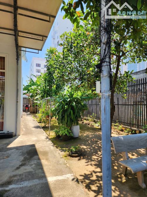Bán nhà vườn 3 mặt tiền gần biển gòn chồng