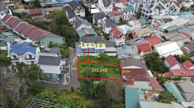 Bán lô đất gần ngã 5 Đại Học giá 9,5tỷ đường nhựa oto