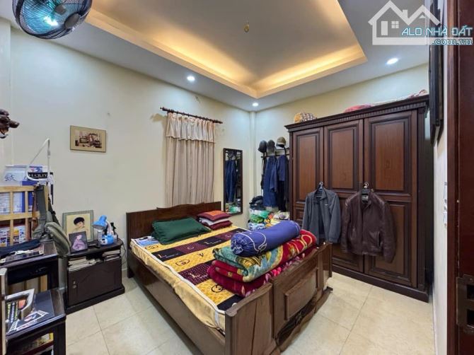Bác em cần bán nhà liền kề Giếng Sen, La Khê – 5 tầng – 4 ngủ – đường 6m – Giá nhỉnh 15 tỷ