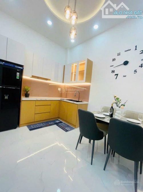 Nhà 45m2, 4,3 x 9, 2 tầng, Huỳnh Văn Bánh, Phú Nhuận, chỉ 6,7 tỷ (thương lượng)