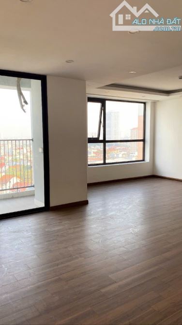 Chính chủ cho thuê căn hộ 3PN, 2WC, 107m2 chung cư X2 Đại Kim, Hoàng Mai, Hà Nội