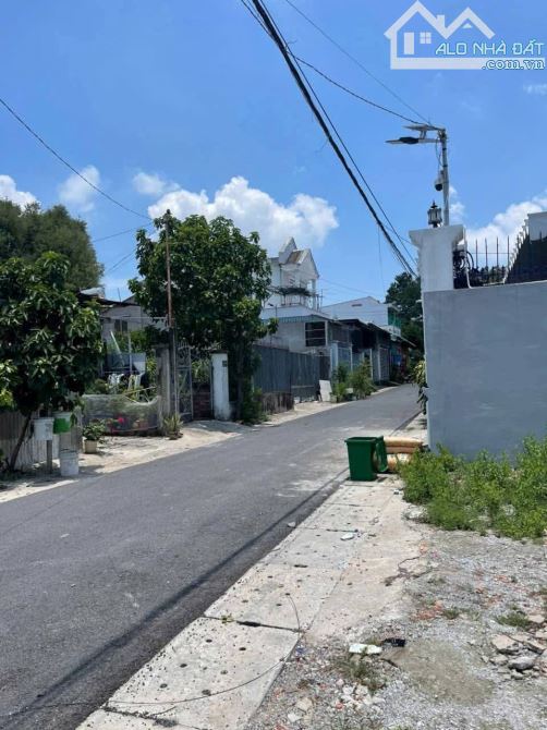 Bán Đất 126m2 Đất MT Nhựa 5m 1 Sẹc Hồ Văn Cống, Tương Bình Hiệp, Bình Dương