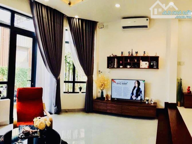 BÁN NHÀ HẺM XE TẢI – NGANG 6M – NHÀ 3 TẦNG – HUỲNH VĂN NGHỆ, GÒ VẤP – SỔ RIÊNG – 8 TỶ X