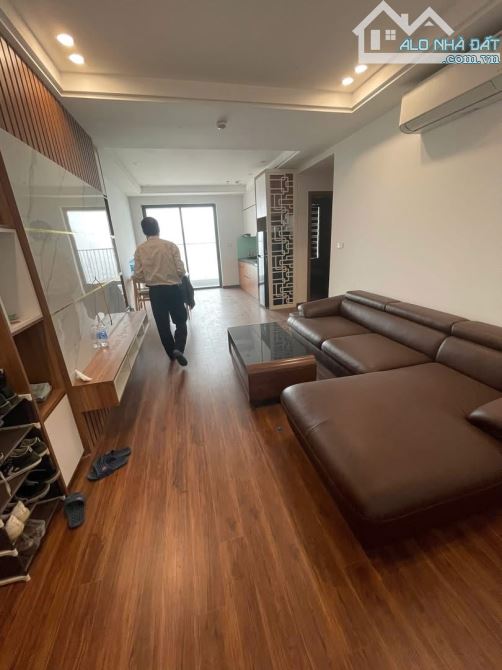 Hoa Hậu Tòa  Skycentral 176 Định Công, Hoàng Mai, Hà Nội.