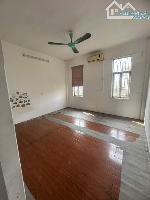 Cho thuê nhà phố Hoa Lâm kinh doanh 80m, 3 tầng ,7 triệu