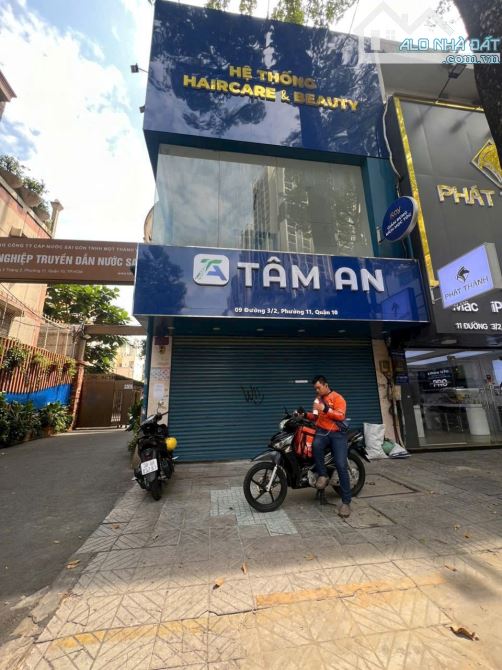 siêu phẩm 3 MT đường 3 tháng 2 quận 10 DT 6x7 41m2 3 tầng giá tận góc 21 tỷ