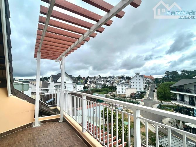 ✨🏡 Bán Nhà Phố Mặt Tiền Đường Phạm Hồng Thái, Phường 10, Đà Lạt – 19.5 Tỷ ✨🏡