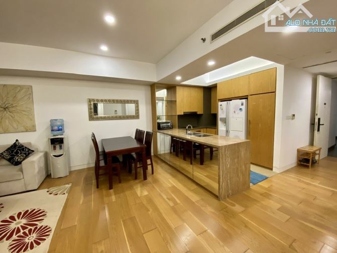 Cần bán lại căn hộ 4PN 142m2 view hồ giá 10,9 tỷ toà N01T3 Ngoại Giao Đoàn.