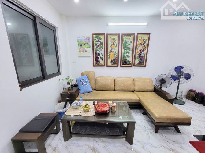 Bán Nhà | Tại Cổ Linh  Long Biên | 6Tầng Không Gian Rộng | Vị Trí Tiềm Năng Sinh Lời | 6Tỷ