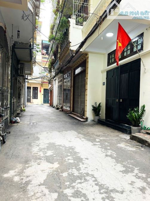 Bán Gấp Nhà Ngọc Thụy Long Biên 39m 4T Chỉ Hơn 8 Tỷ Ngõ Ô Tô Hàng Hiếm, Giá Đầu Tư