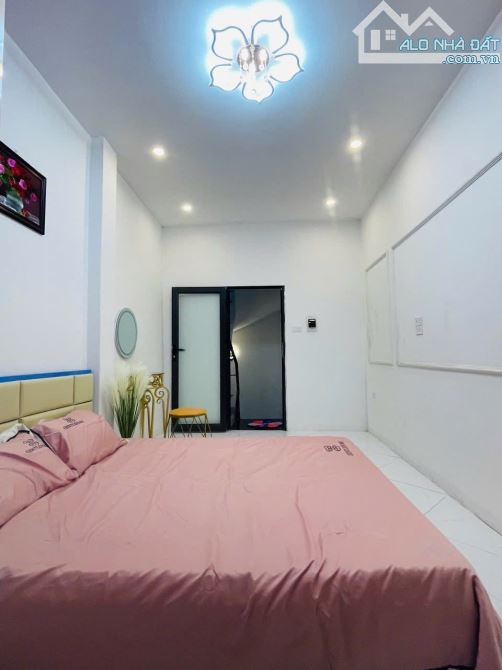 Gần Thanh Nhàn, Bạch Mai nhà đẹp 25m2 giá 5.6 tỷ