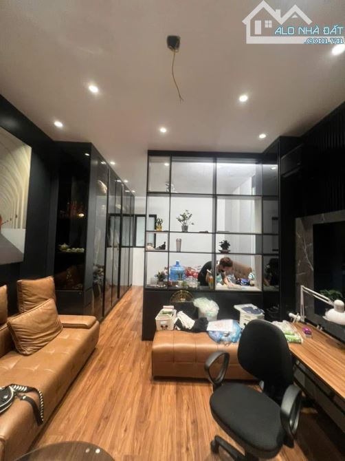 NGUYỄN KHANH CẦU GIẤY DT 58M 15,3 TỶ 7 TẦNG MT 4M MẶT NGÕ BA GÁC THÔNG KD DÒNG TIỀN