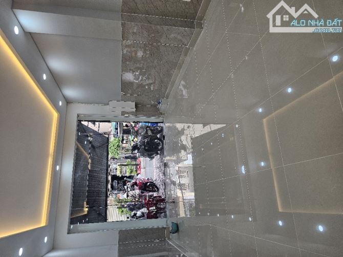 MẶT TIỀN KINH DOANH  BÔNG SAO – P.5 – Q. 8- DT:  4.1/4.2* 17M- CHỈ 13 TỶ 2