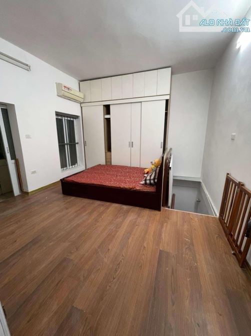 BÁN NHÀ NGUYỄN CÔNG TRỨ – HAI BÀ TRƯNG – 30M² - 5,5 TỶ– LÔ GÓC – VÀI BƯỚC RA PHỐ