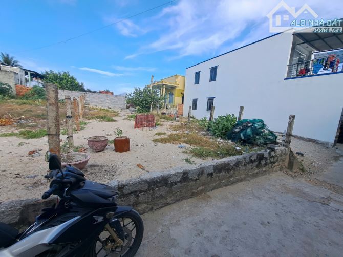 bán đất cách biển dốc lết chỉ 200m giá 9tr Ninh Thủy Ninh Hòa